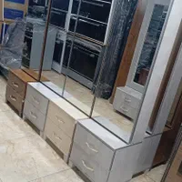 آینه قدی کمد میز آرایش تولیدی|جاکفشی، کمد، دراور|اصفهان, ناصرخسرو|دیوار