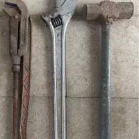آچار فرانسه و شلاقی