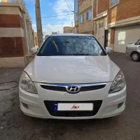 هیوندا i30 مدل ۲۰۱۰ تمیز و کمکار