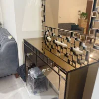 اینه و کنسول
