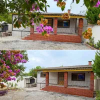 باغچه ویلا /داخل بافت مسکونی/با مدارک کامل