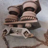 جرثقیل با ریل و زنجیر|ابزارآلات|تاکستان, |دیوار