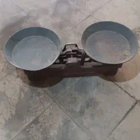 ترازو قدیمی