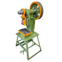 استخدام نیروی کار در کارگاه تولیدی و صنایع ساخت