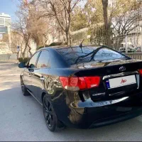 کیا سراتو اتومات 2000cc