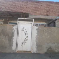 یک باب منزل مسکونی در کوزه گران اجاره داده میشود