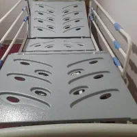 تخت بیمار(بیمارستانی) سه شکن