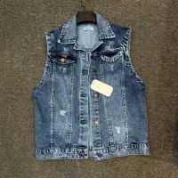 فروشنده خانم