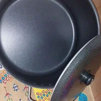 قابلمه و تابه کاملا نو تابان|ظروف پختوپز|مشهد, الهیه|دیوار