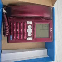 میز تلفن ومیز شیشه ای وتلفن رومیزی|مبلمان خانگی و میز عسلی|قشم, |دیوار