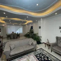 فروش آپارتمان ۱۱۱ متری ۲ خوابه طبقه ۳ مدیریت