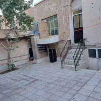 خانه قدیمی تمیز روبه رو بیمارستان نیکویی
