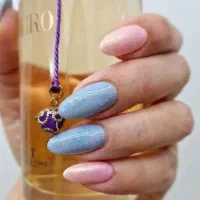 تخفیف ویژه خدمات کاشت ناخن و موخوره گیری