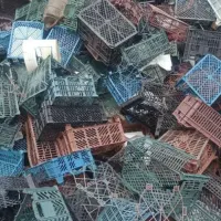یک کارگر جوان کاری نیازمندیم آسیاب سبد