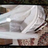 گهواره نوزاد سفید
