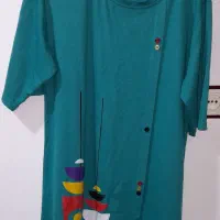 تعدادی لباس نو