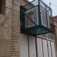 جوشکاری سیار*خرده کاری*نبشی نما*پله*سقف کاذب