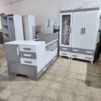 تخت وکمد سیسمونی
