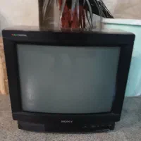 تلویزیون رنگی قدیمی