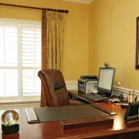 نیروی اداری خانم