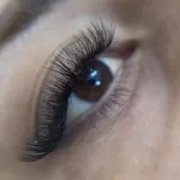 خدمات و اموزش تخصصی اکستنشن مژه و لیفت