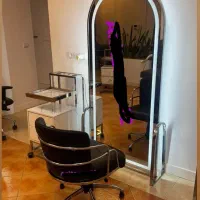 آینه۲۳بکلایت آینه ۵۵قدی استند پاف انتظار پدیکور|آرایشگاه و سالنهای زیبایی|کرج, کرج نو|دیوار