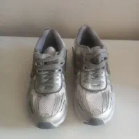 کتونی وی تو کی ، شماره چهل|کیف، کفش، کمربند|کرج, حسن آباد|دیوار