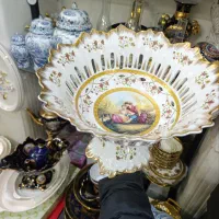 میوه خوری گلبرجسته لیلی مجون