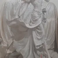 مجسمه پلی استر وارداتی آنتیک(دختر تنبورین زن)