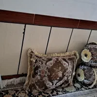 بالشت و پشتی