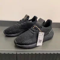 کفش کتونی اورجینال آدیداس Swift run سایز 45