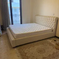 تخت خواب با تشک و میز ارایش