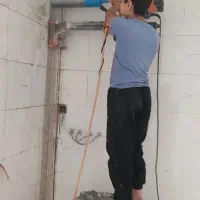 سوراخکاری دیوار با دستگاه گردبر (فراهانی)|خدمات پیشه و مهارت|اراک, |دیوار