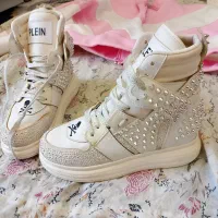 کفش ترند نگینی اسپایک دار سایز ۳۸ ۳۹|کیف، کفش، کمربند|شیراز, شهرک سراج|دیوار