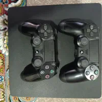 پلی استیشن 4 اسلیم در حد نو  با دو دسته  اورجینال