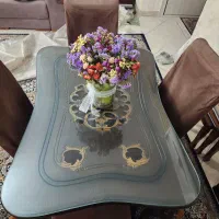 میز نهار خوری ۴ نفره دارای شیشه ۸ میلی ضخیم|میز و صندلی غذاخوری|سمنان, |دیوار