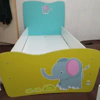 تخت نوجوان وتشک