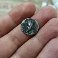 دوعدد سکه نقره آنتیک و کلکسیونی اشکانی خاص|کلکسیون سکه، تمبر، اسکناس|خرم‌آباد, |دیوار