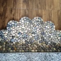 پادری سنگی|پادری|اصفهان, لنبان|دیوار