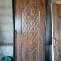 درب وپنجره کار کرده