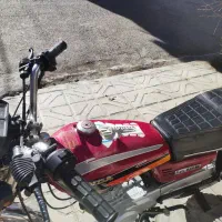 هندا 83عروسک|موتورسیکلت|گناباد, |دیوار