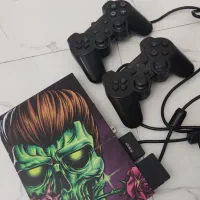 فروش ps 2فلش خور کاملا سالم با دو دسته