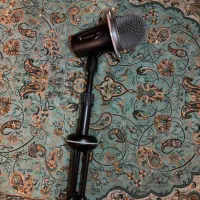 میکروفن رو میزی ینمای برای تولید محتوا