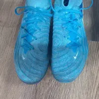 کفش فوتبالی چمن