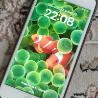 آیفون ۸ ۶۴گیگ