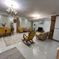 کارشناس فروش در املاک