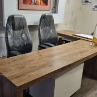 فروش میز اداری در حد صفر|مبلمان اداری|رشت, عینک|دیوار