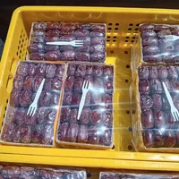 کارگر ساده خانم ( بسته بندی خرما ) جاده کلات فرخد|استخدام خدمات فروشگاه و رستوران|مشهد, فرخد|دیوار