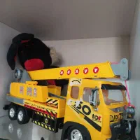 تعدادی اسباب بازی بچه به دلیل عدم استفاده|اسباب‌بازی بچه|میاندوآب, |دیوار