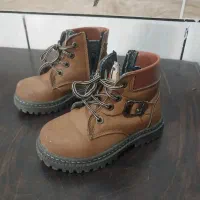 بوت بچه گانه